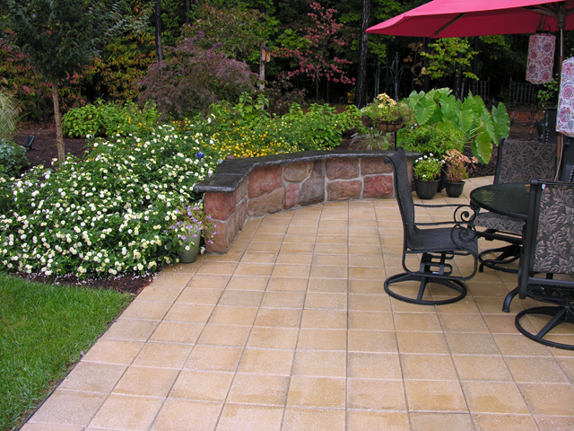 Stamped Concrete-Concrete Sitting Wall – Stamped Concrete